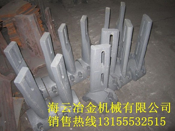 三一重工4500攪拌機(jī)配件、4.5方多元素側(cè)攪拌臂、耐磨端襯板低價(jià)